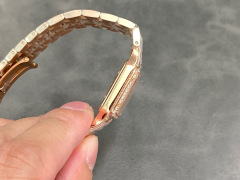 Cartier Focus on big factory goods