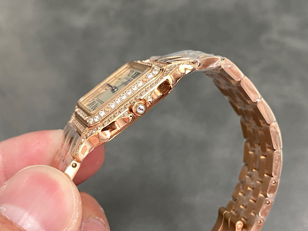 Cartier Focus on big factory goods