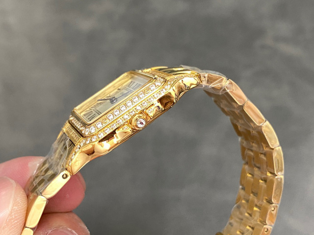 Cartier Focus on big factory goods
