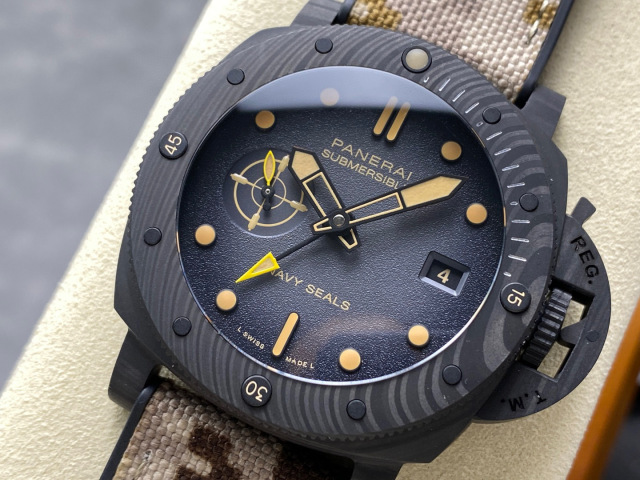Panerai Focus on big factory goods