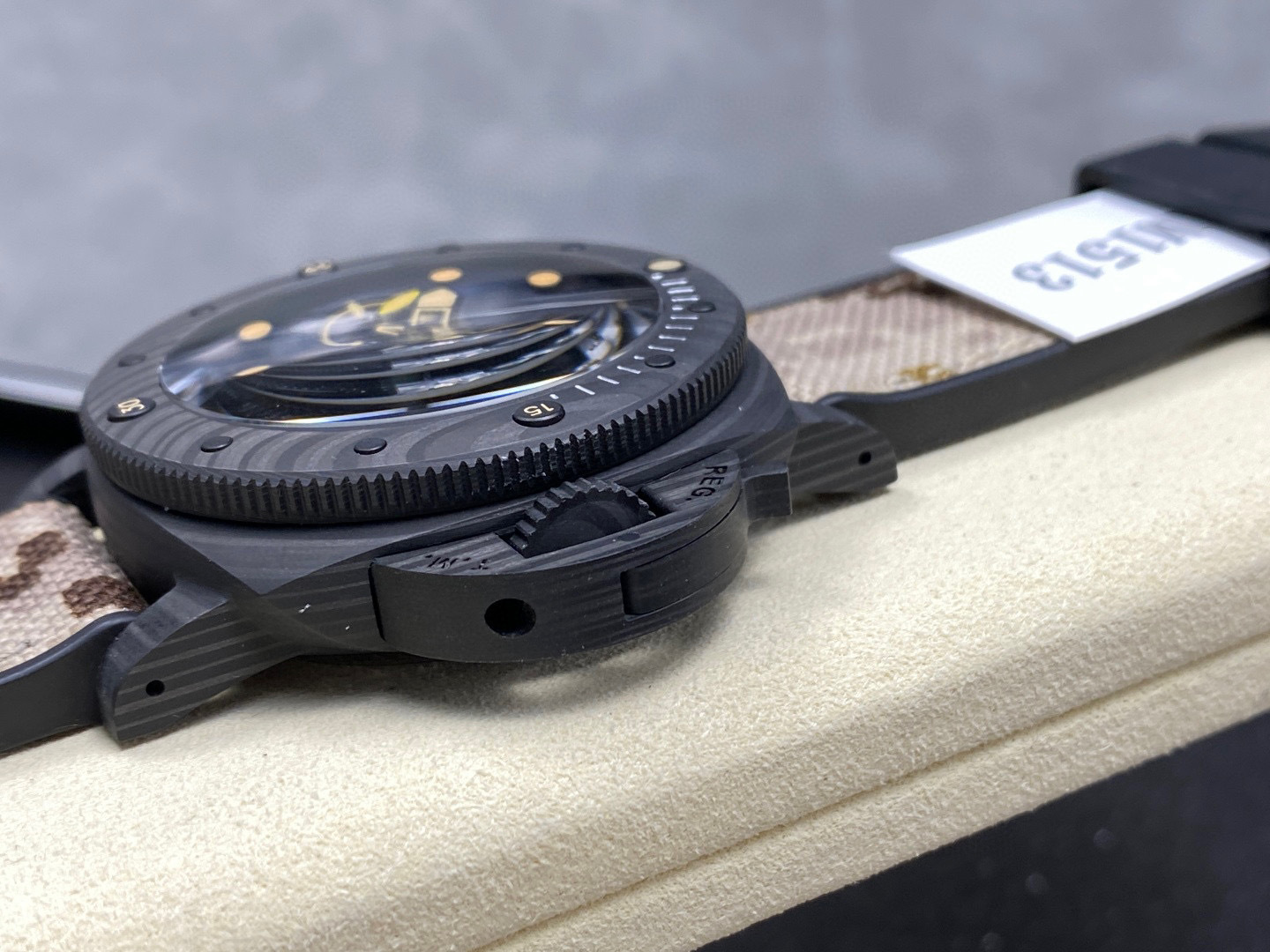 Panerai Focus on big factory goods