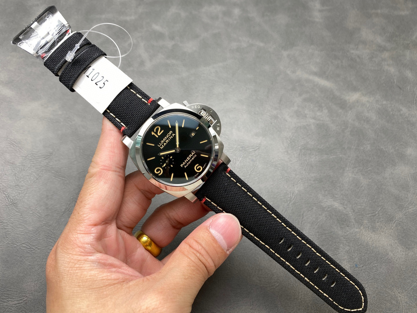 Panerai Focus on big factory goods