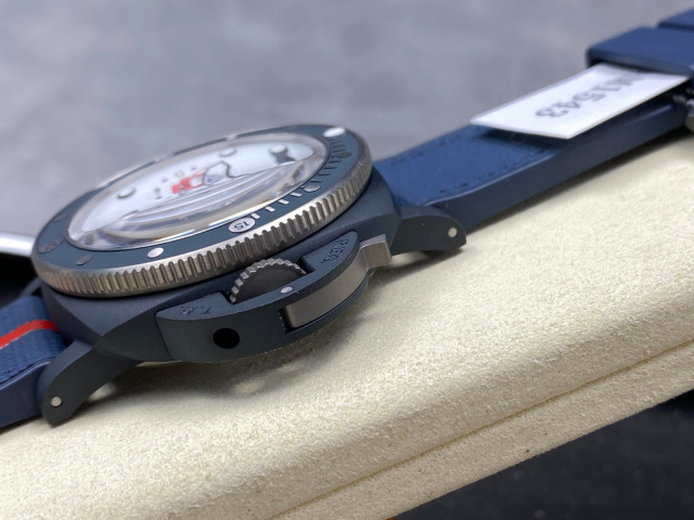 Panerai Focus on big factory goods