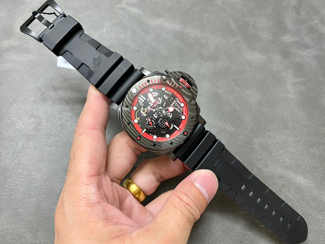 Panerai Focus on big factory goods