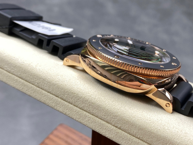 Panerai Focus on big factory goods