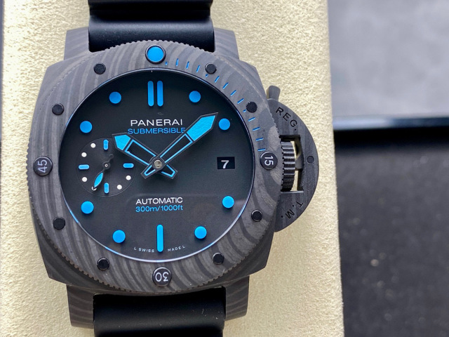 Panerai Focus on big factory goods