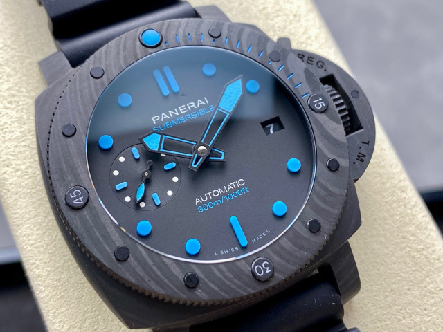 Panerai Focus on big factory goods