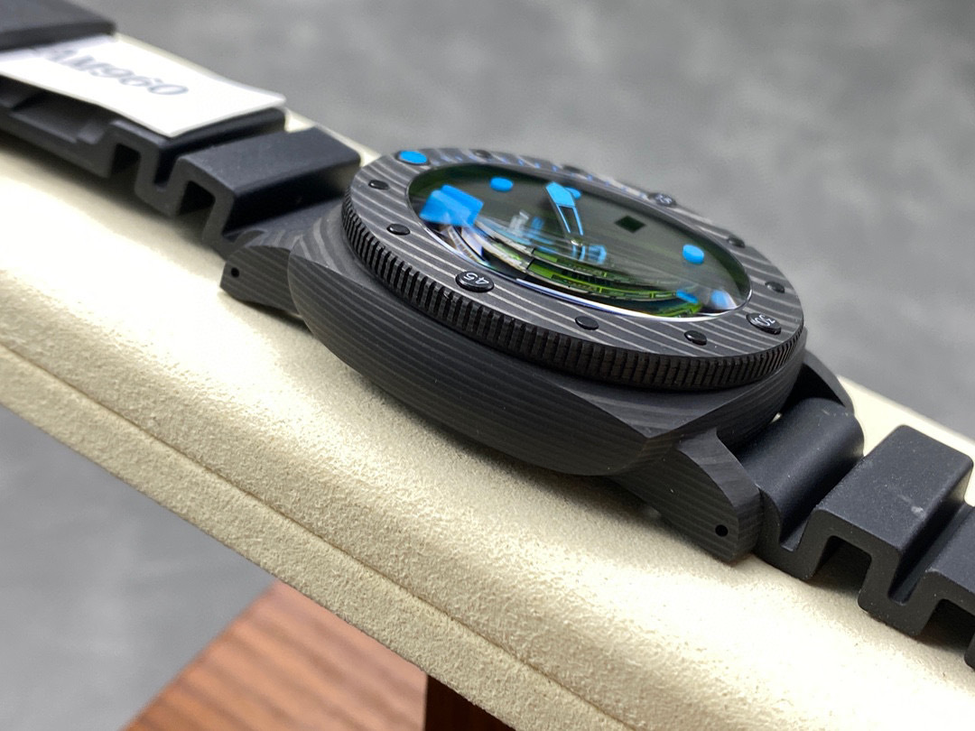 Panerai Focus on big factory goods