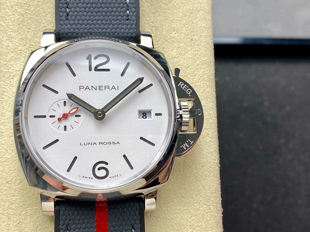 Panerai Focus on big factory goods