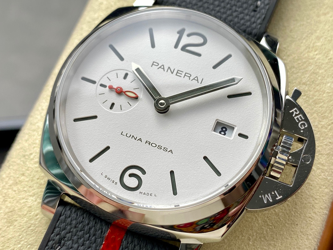Panerai Focus on big factory goods