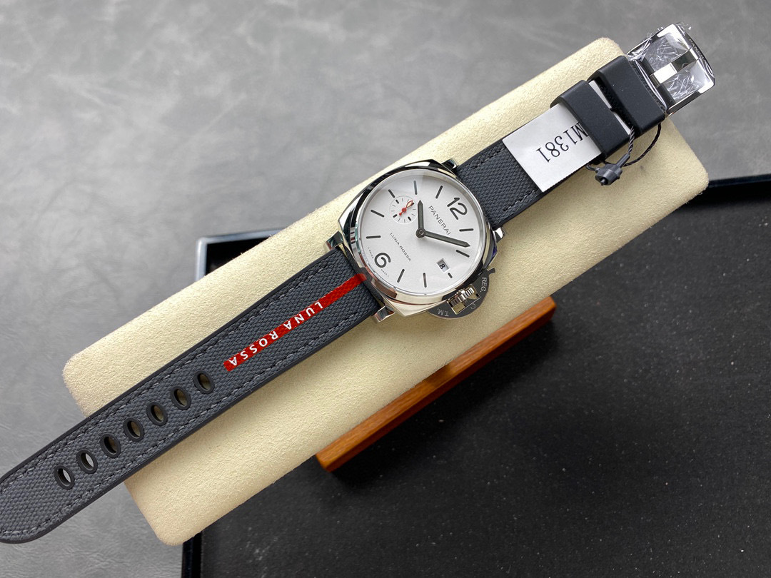 Panerai Focus on big factory goods