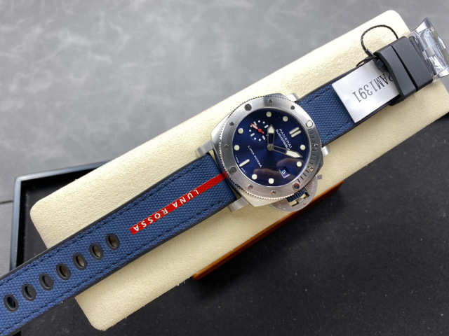 Panerai Focus on big factory goods
