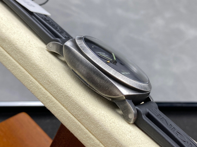 Panerai Focus on big factory goods