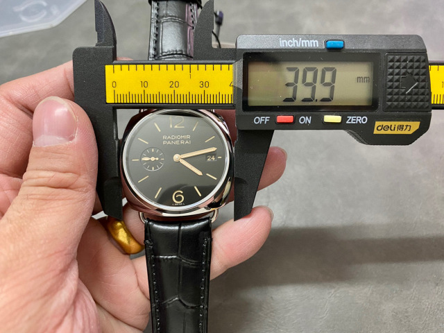 Panerai Focus on big factory goods