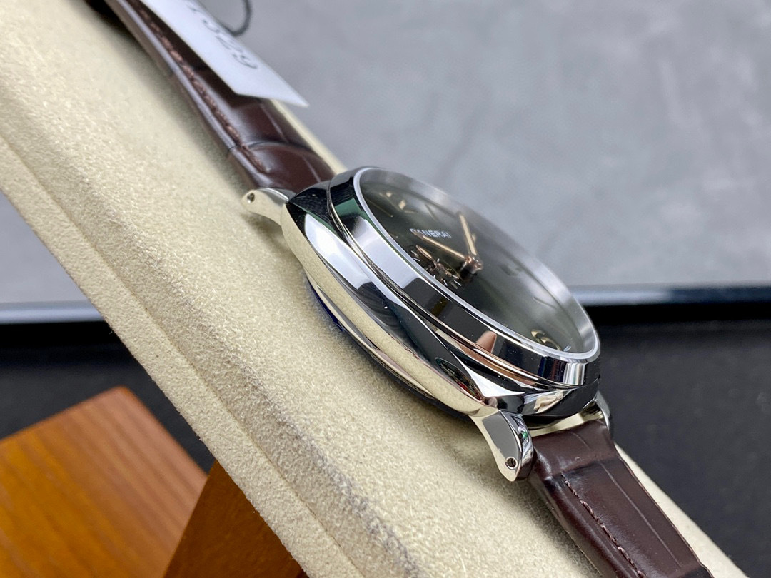 Panerai Focus on big factory goods