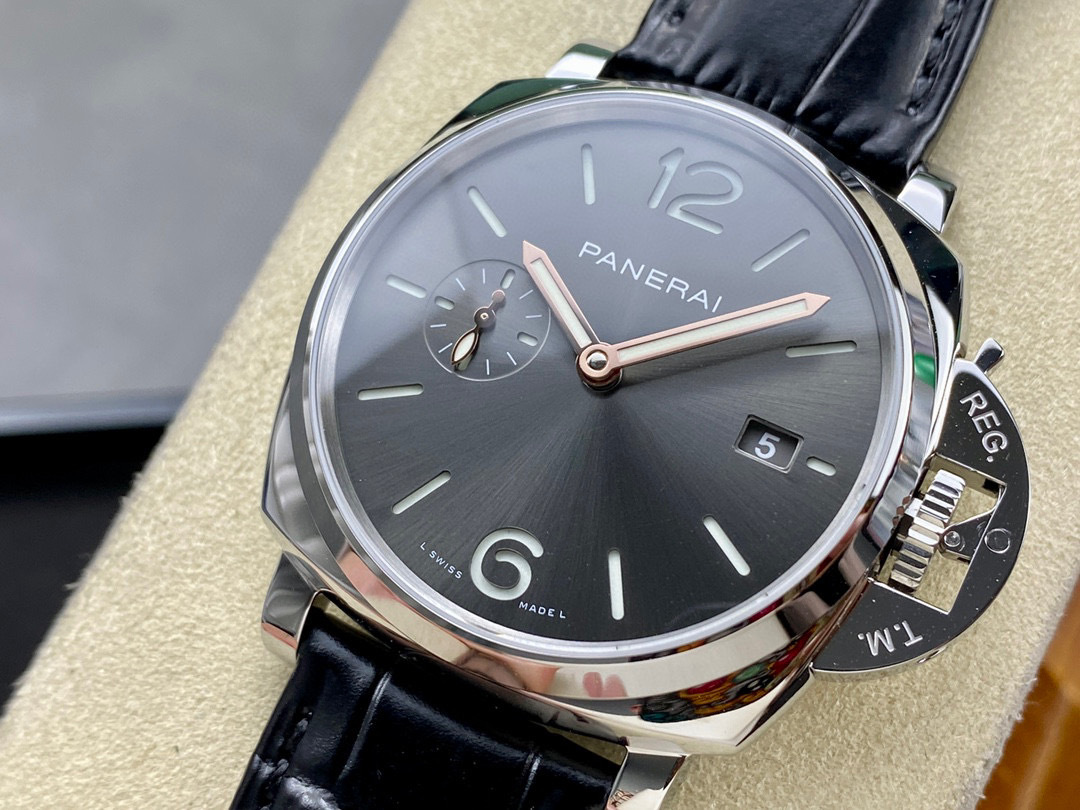 Panerai Focus on big factory goods
