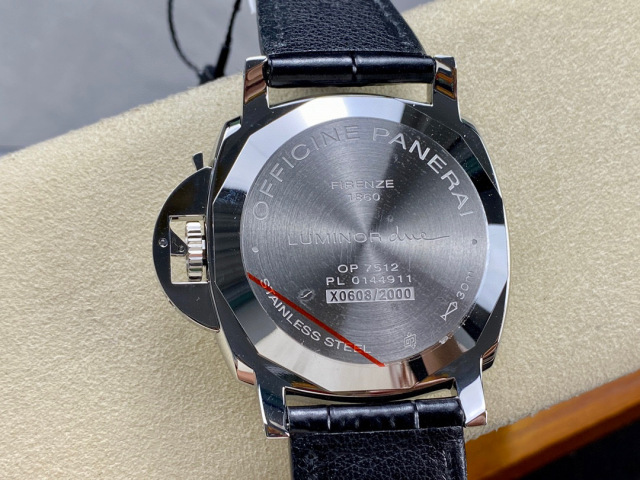 Panerai Focus on big factory goods