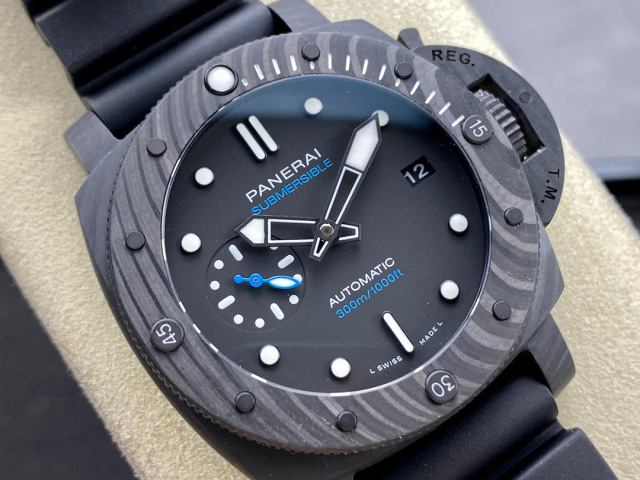 Panerai Focus on big factory goods