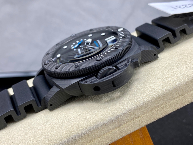 Panerai Focus on big factory goods