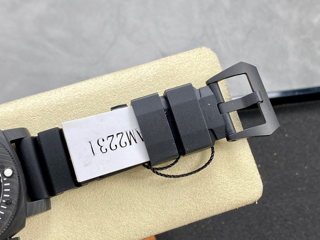 Panerai Focus on big factory goods