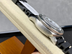 Panerai Focus on big factory goods