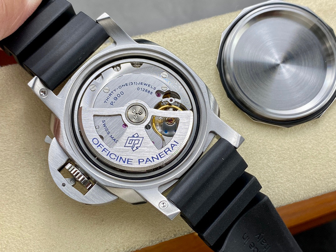 Panerai Focus on big factory goods