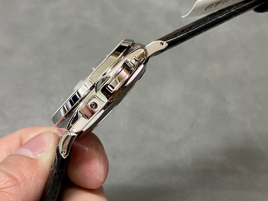 Panerai Focus on big factory goods