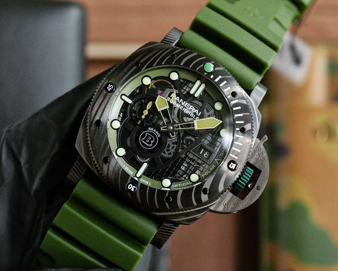 Panerai Focus on big factory goods