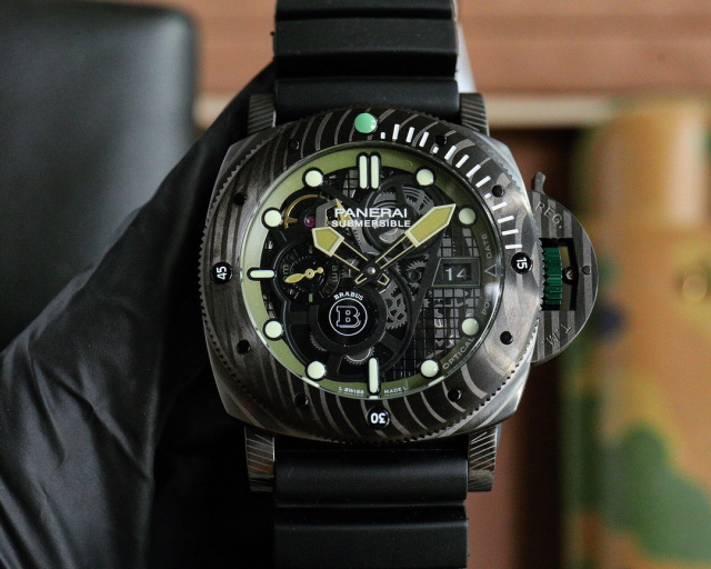 Panerai Focus on big factory goods