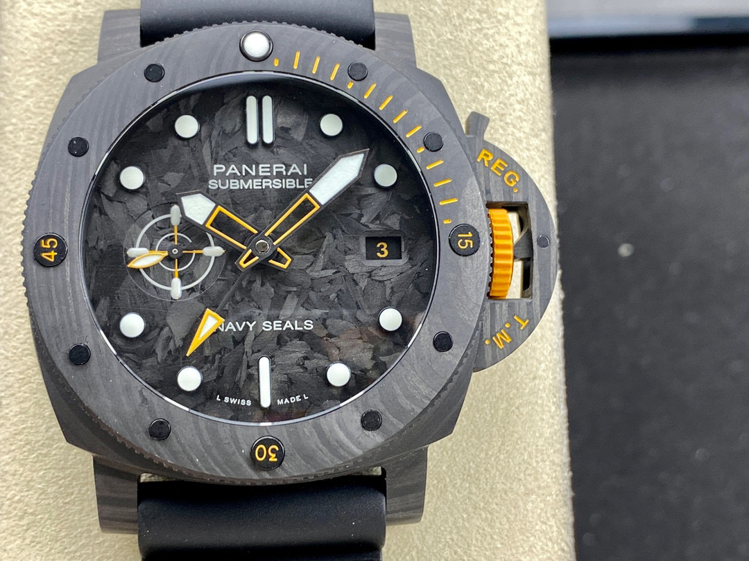 Panerai Focus on big factory goods