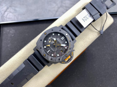 Panerai Focus on big factory goods