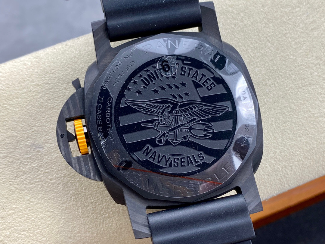 Panerai Focus on big factory goods