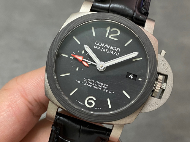 Panerai Focus on big factory goods