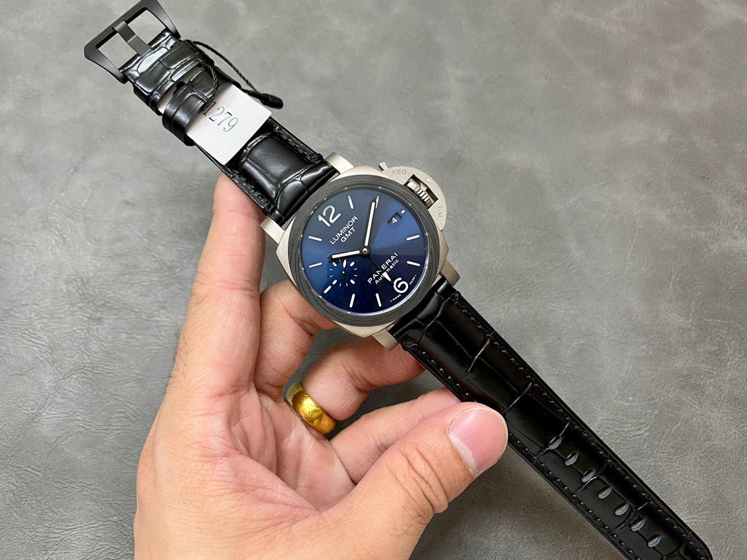 Panerai Focus on big factory goods