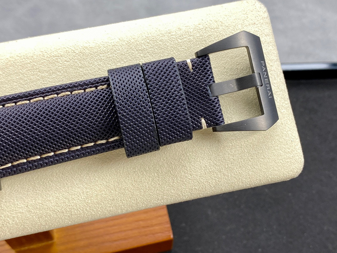 Panerai Focus on big factory goods