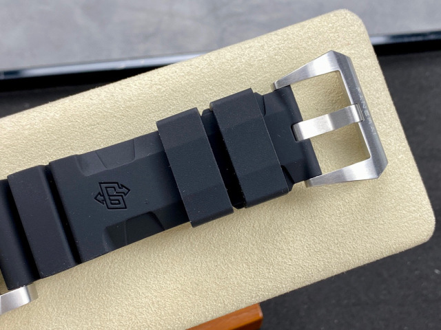 Panerai Focus on big factory goods