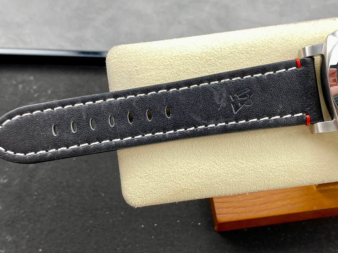 Panerai Focus on big factory goods