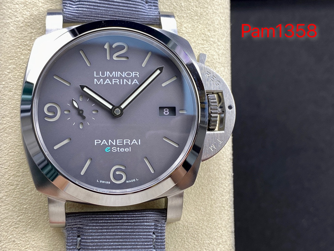 Panerai Focus on big factory goods
