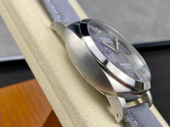 Panerai Focus on big factory goods