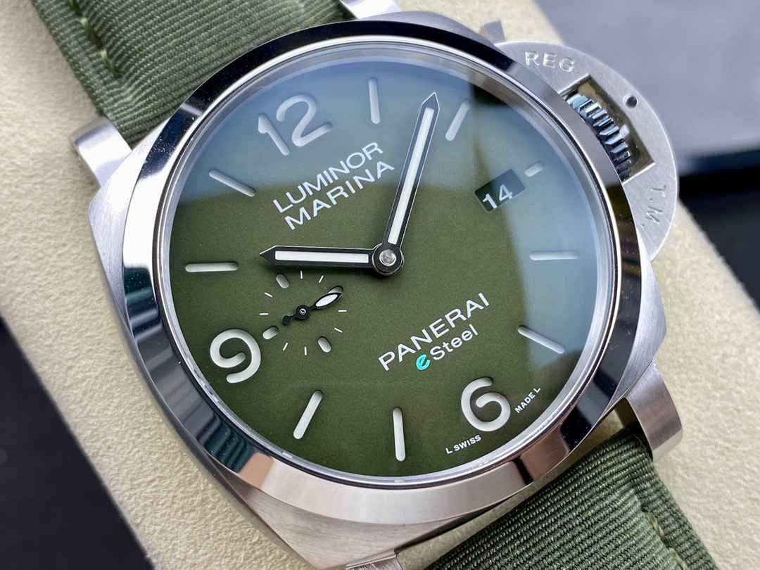 Panerai Focus on big factory goods