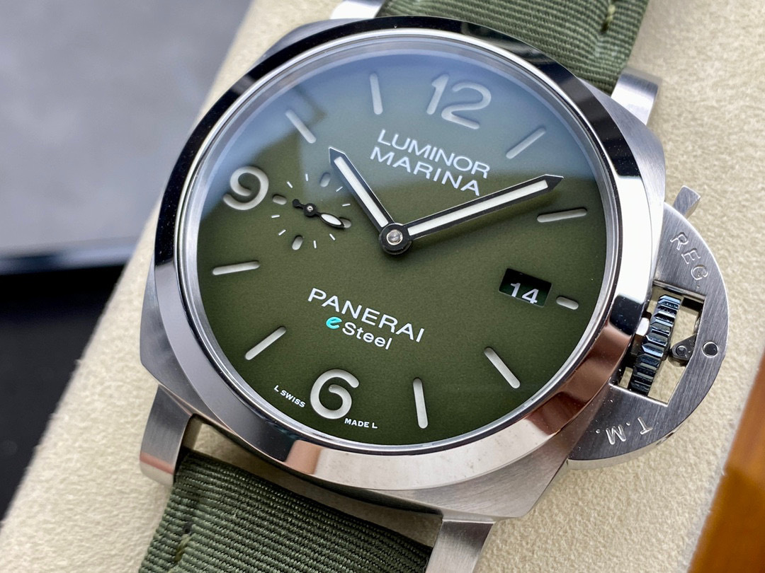 Panerai Focus on big factory goods