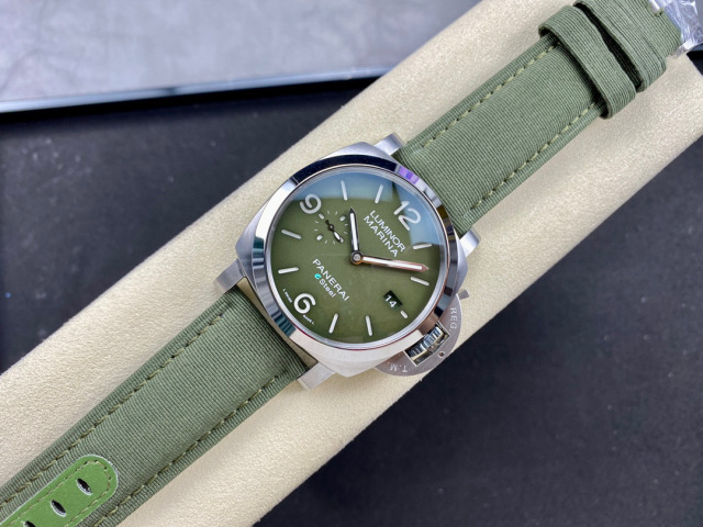 Panerai Focus on big factory goods