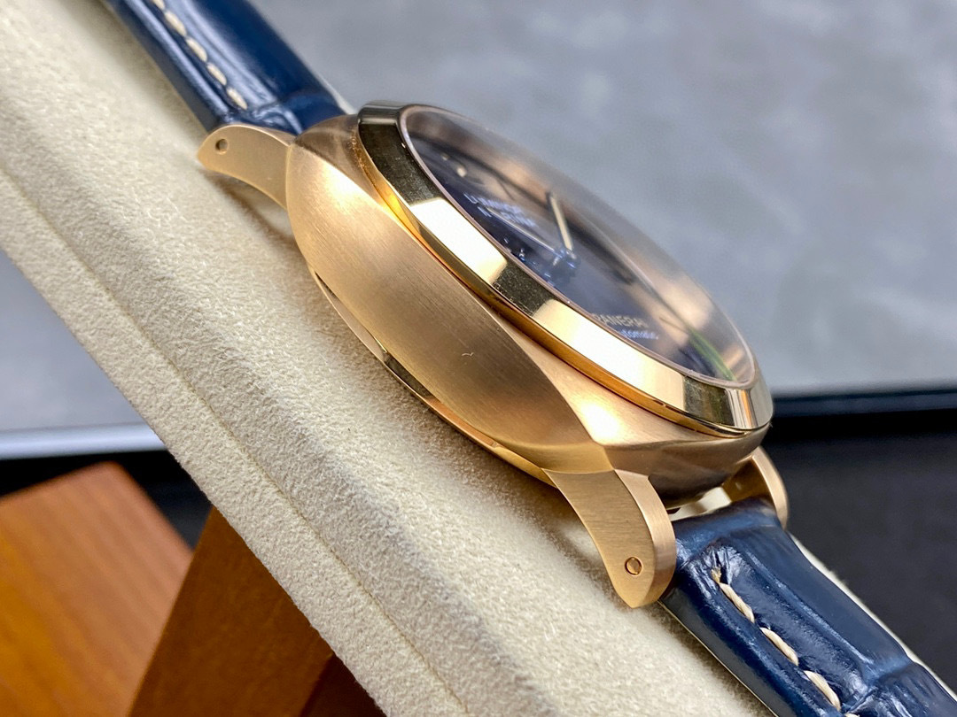Panerai Focus on big factory goods