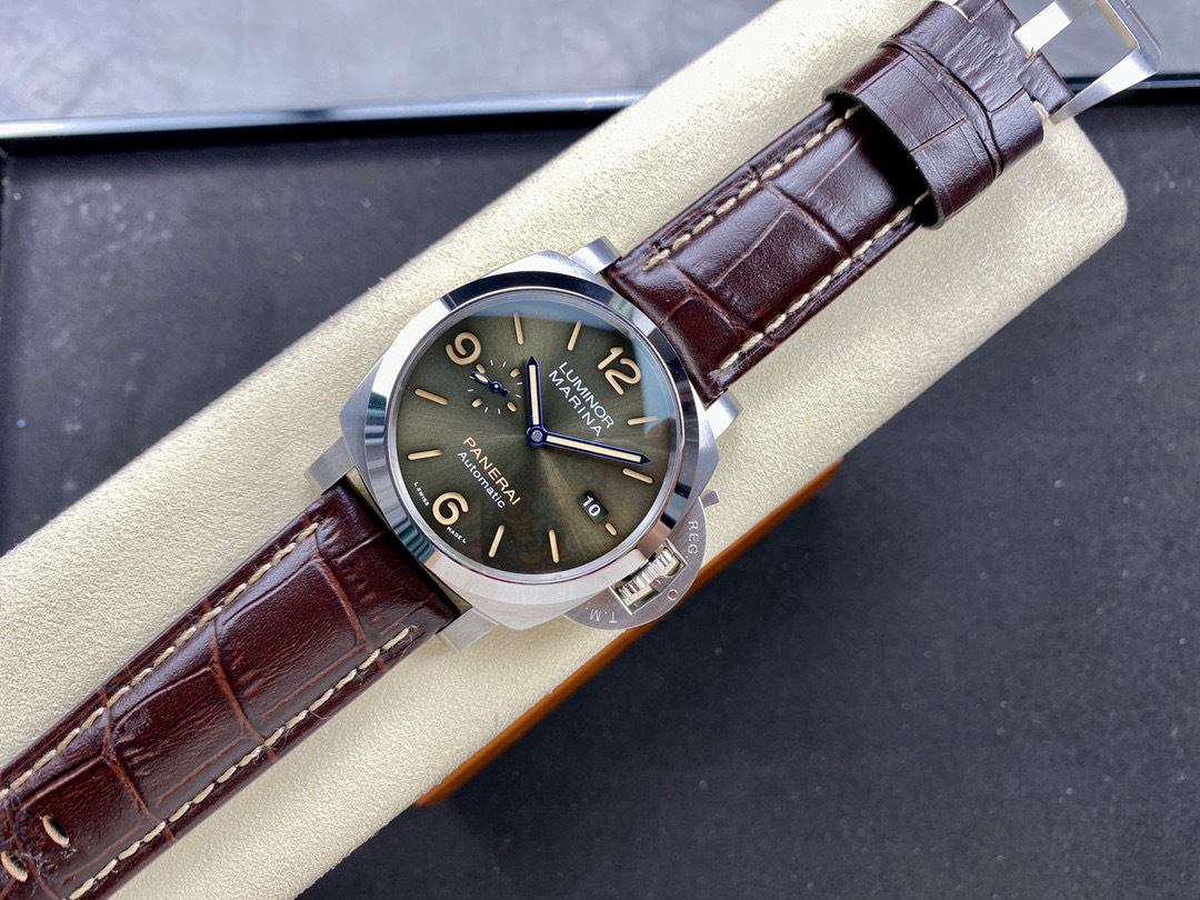 Panerai Focus on big factory goods