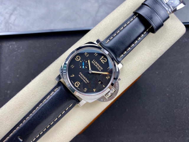 Panerai Focus on big factory goods