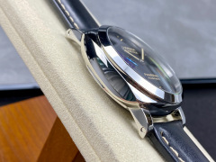 Panerai Focus on big factory goods