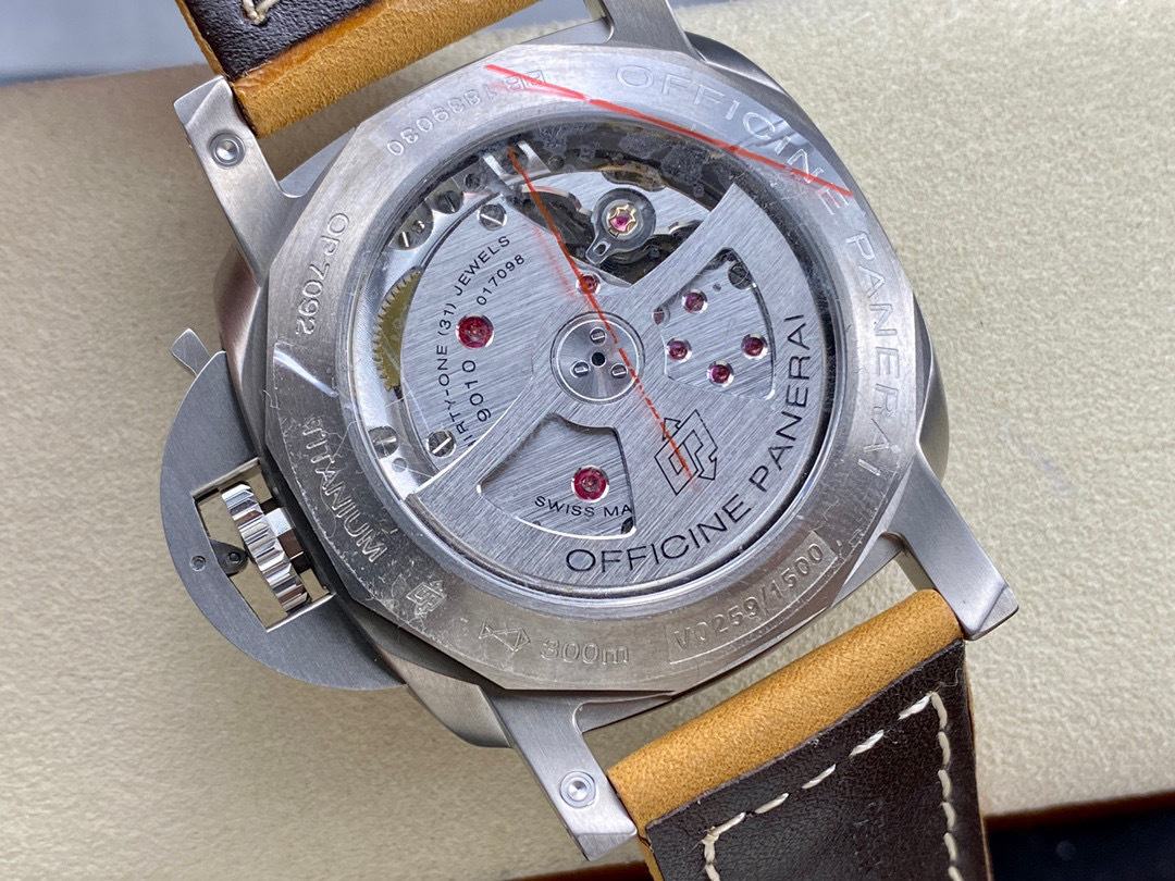 Panerai Focus on big factory goods