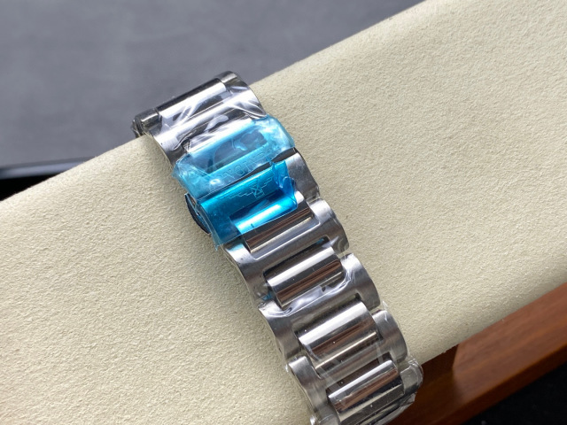 Longines Focus on big factory goods