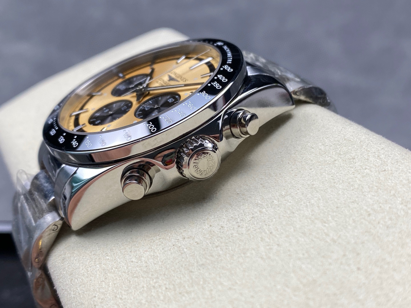 Longines Focus on big factory goods