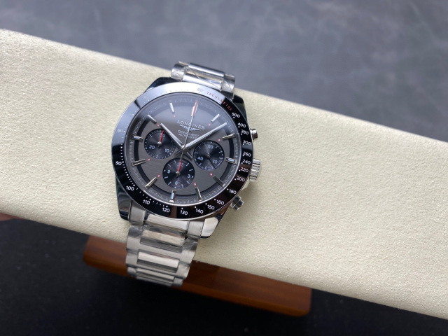 Longines Focus on big factory goods